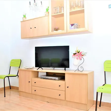 Small Building With 2 Apartment Malaga